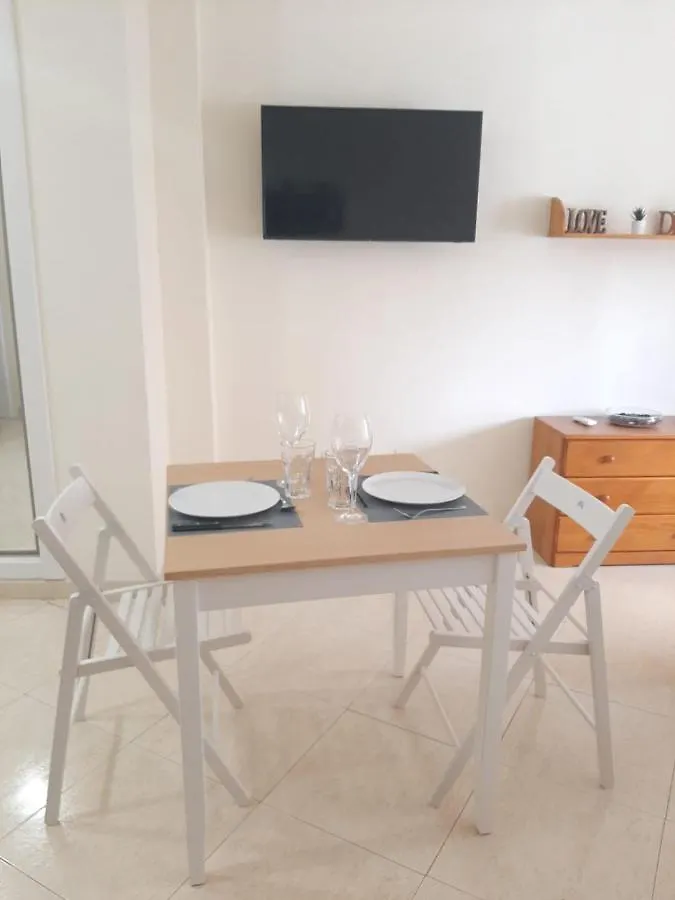 Central Estudio Málaga 0*,  İspanya